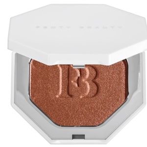 FENTY BEAUTY Killawatt Foil Freestyle Highlighter